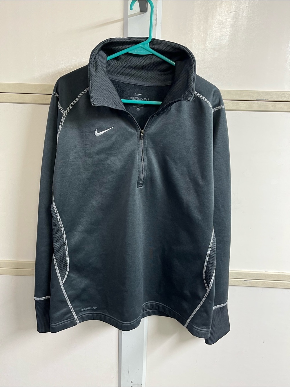 Nike Black Quarter-Zip Performance Pullover Jacket - Therma-Fit